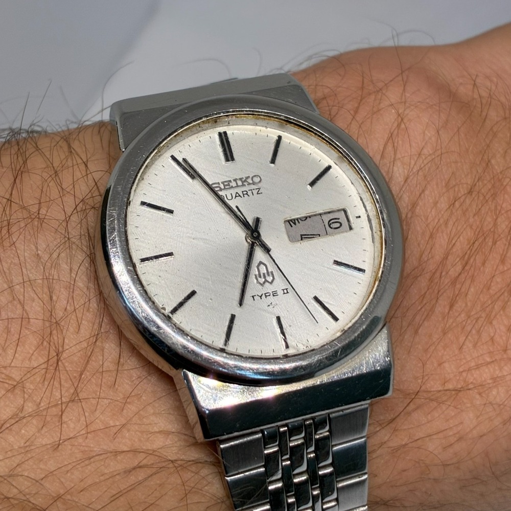 Vintage Seiko Type II 7123-8120 Quartz Men's Watch - READ! - Picture 2 of 12